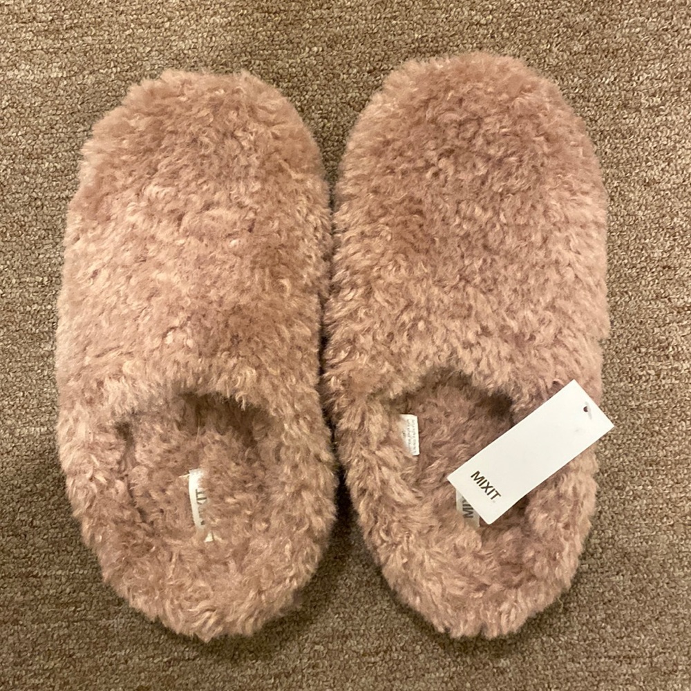Pink MIXIT slippers size Medium